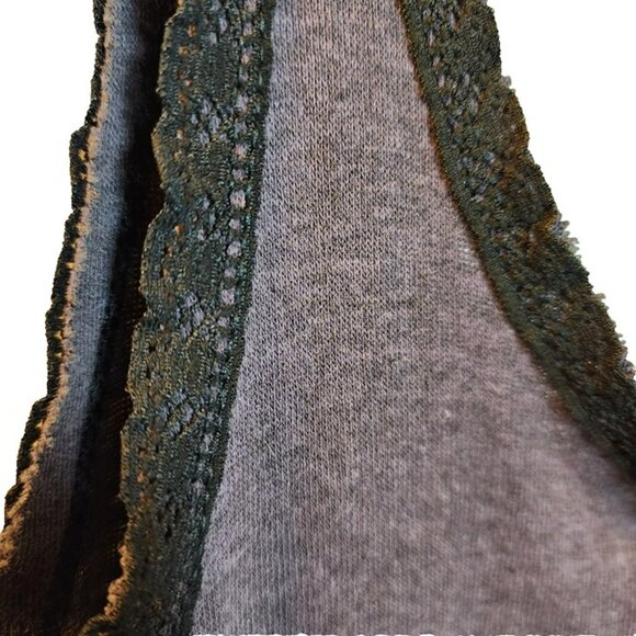 Vintage 1980 Heart Band Tank Top – Lace Trim – Red‎ Logo – 19” Long – 30” Chest - Picture 6 of 6